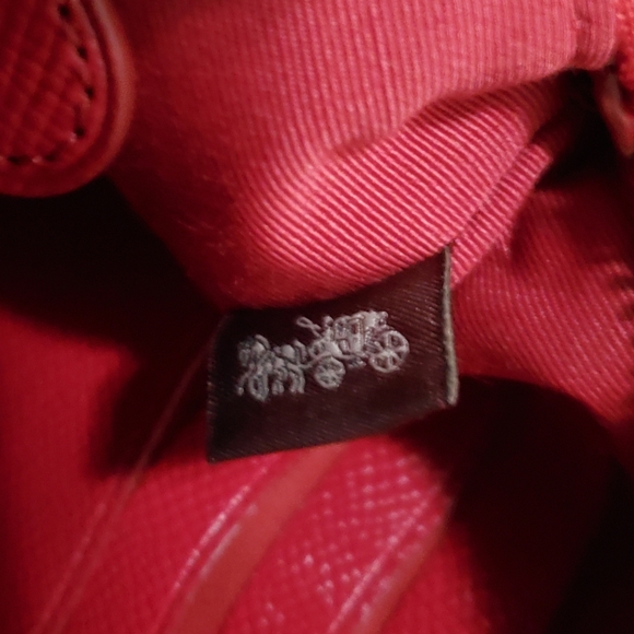 Coach Large Wristlet 25 Clutch Handbag Red/Gold - Picture 9 of 9